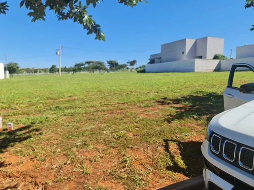 Lote residencial de 300m² no Terras Alpha 2